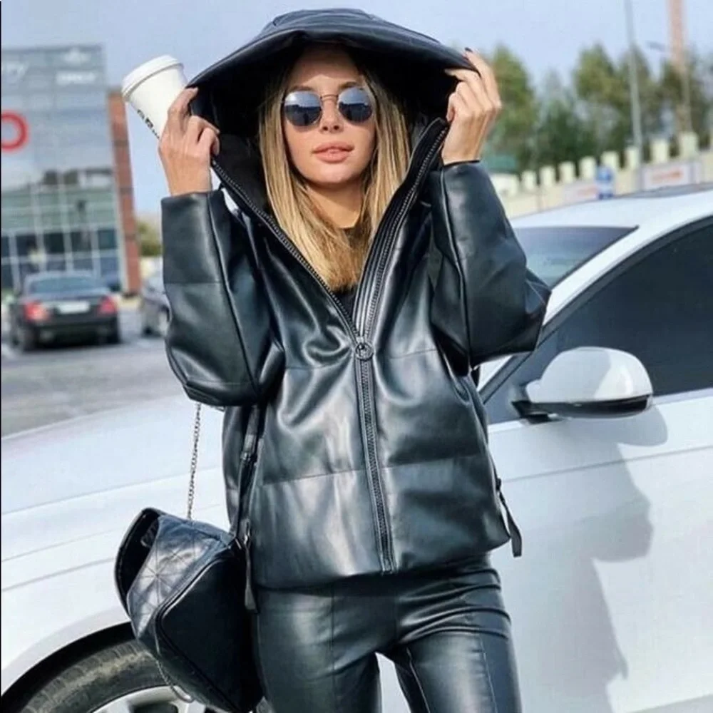 ZARA Black Faux Leather Puffer Jacket sz Medium